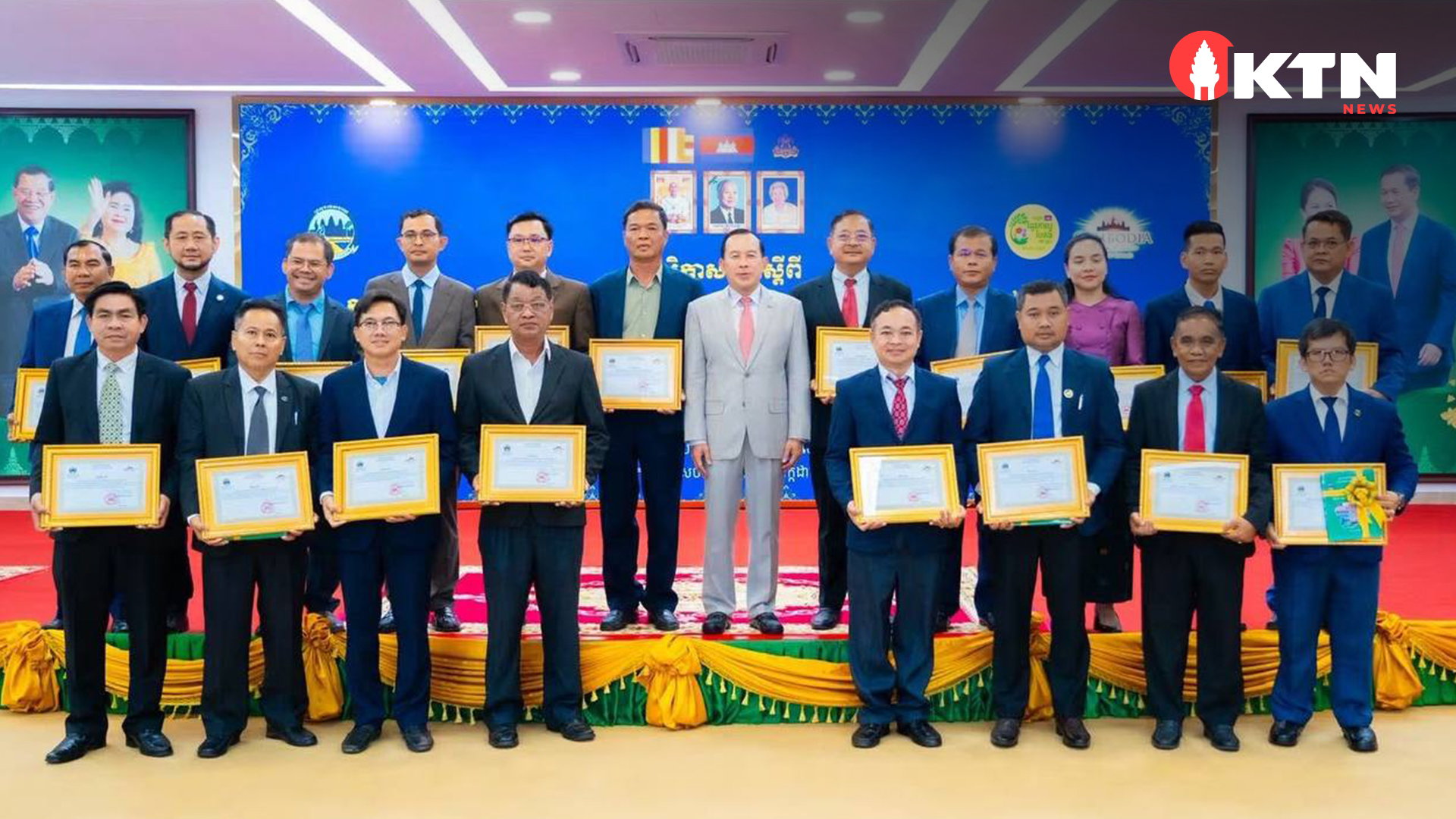 ទេសចរណ៍ក្នុងស្រុកកាន់តែសំខាន់! ក្រសួងទេសចរណ៍ដាក់ចេញទិសដៅថ្មីសម្រាប់អភិវឌ្ឍន៍