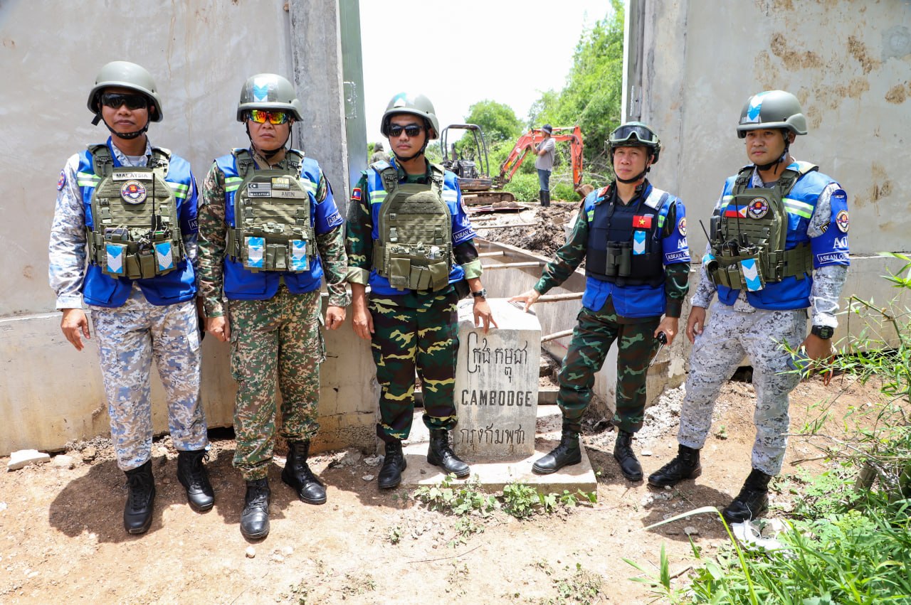 Source: ព្រឹទ្ធសភាកម្ពុជា Senate of Cambodia