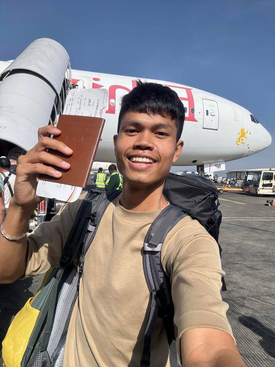YouTuber ទេសចរណ៍ដ៏ល្បីរបស់ថៃ Hlun Solo ឬឈ្មោះពិត Bowornthat Pengsuk អាយុ២៧ឆ្នាំ