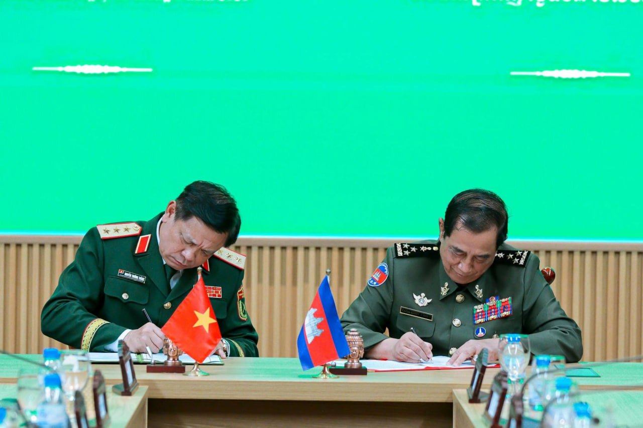 Photo Credit: Department of Military Information/នាយកដ្ឋាន ព័ត៌មាន